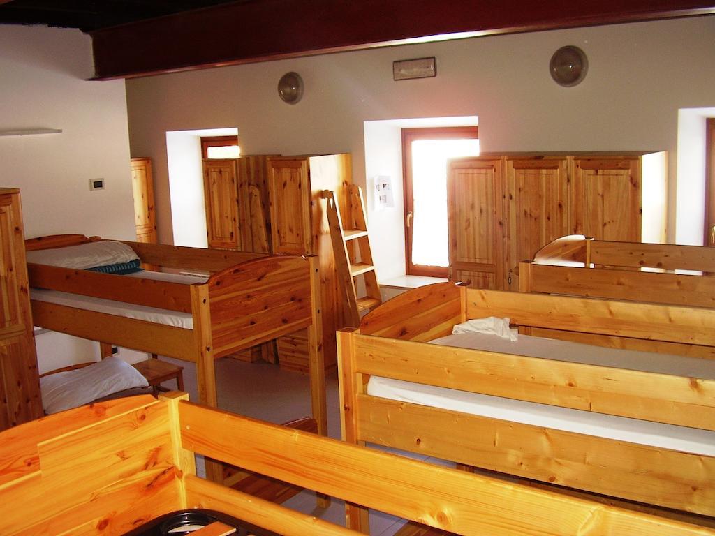 Rifugio Casa Alpina Julius Kugy Hostel Malborghetto Valbruna Pokój zdjęcie